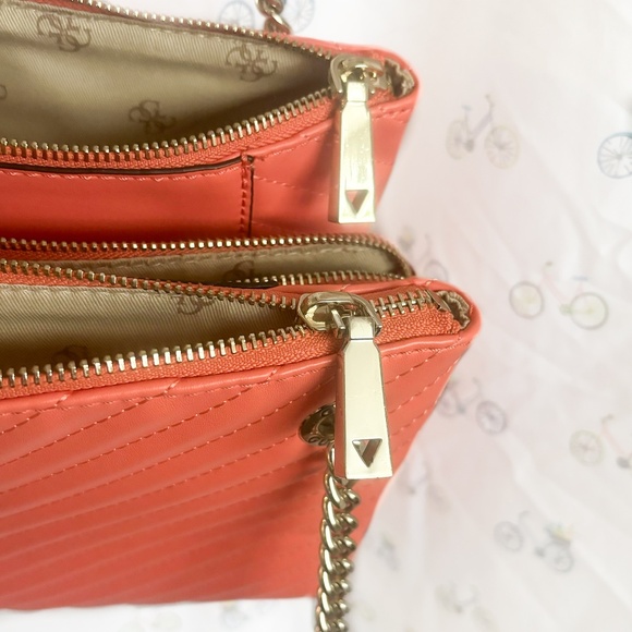 Blakely Quilted Detailed Double Straps Satchel Bag | Guess - Picture 6 of 11